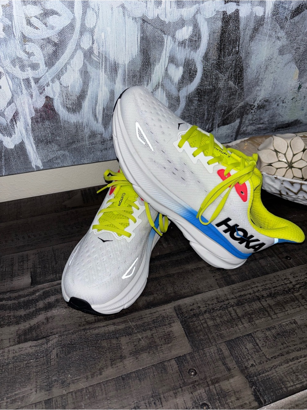 HOKA Clifton 9 running shoes MENS 8D